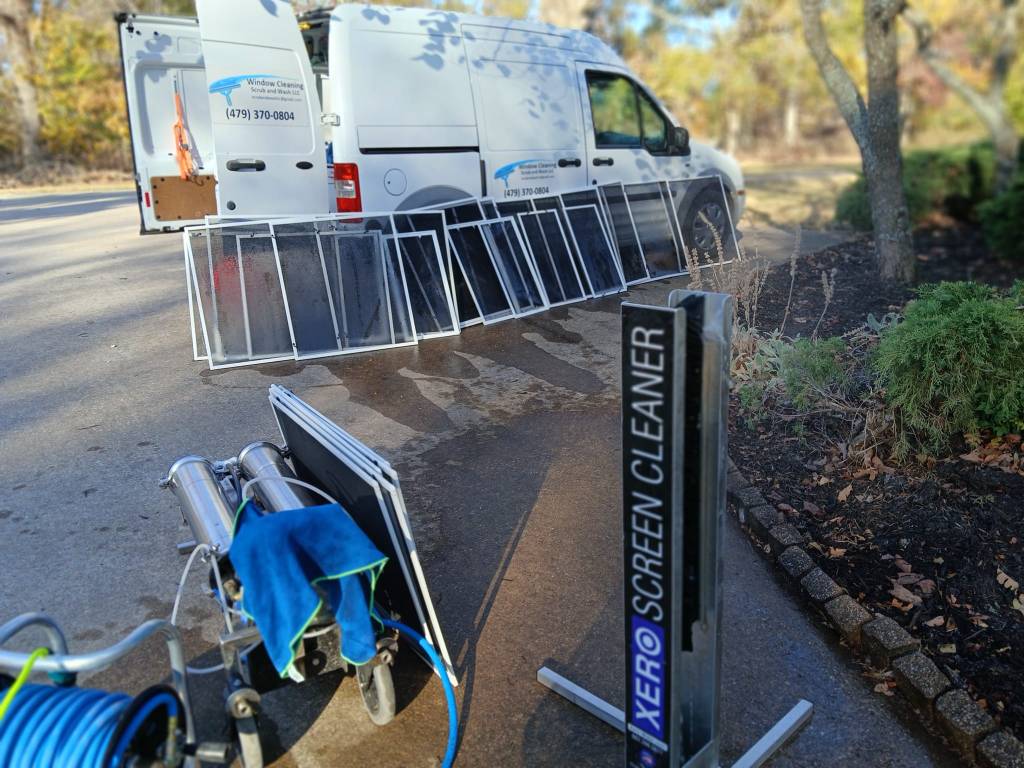 Screen cleaning using the XERO screen cleaning machine in NWA
